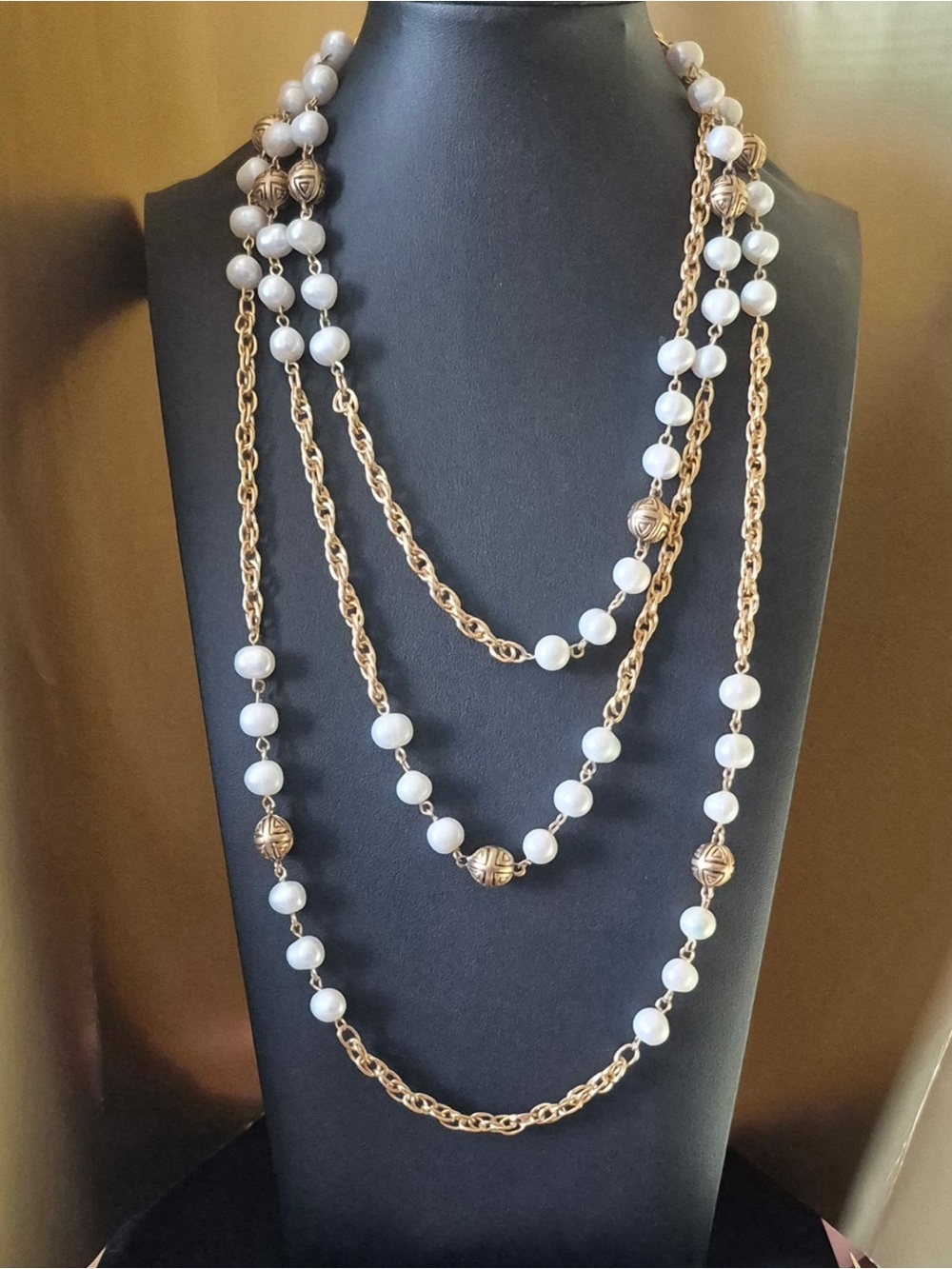 Catwalk Jon Classic Gold Chain and White Pearl Layered Necklace